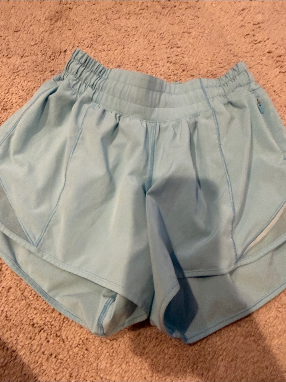 Lululemon Light Blue Women's Athletic hotty hot shorts sz 2 tall